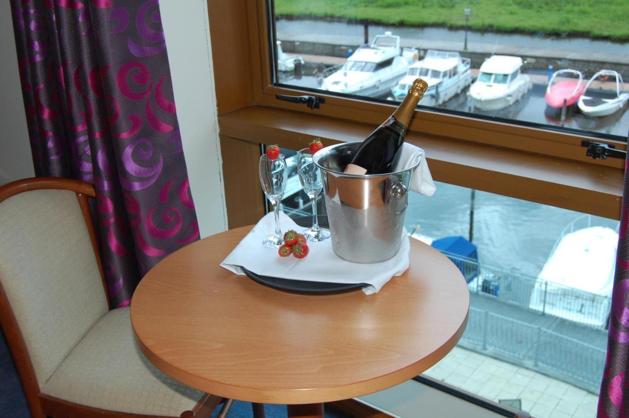 Leitrim Marina Hotel Carrick on Shannon Eksteriør billede